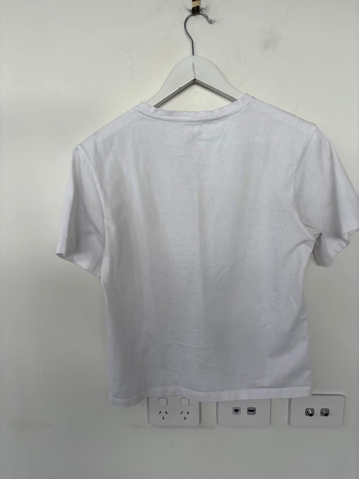 Sener Besim Tee - size small