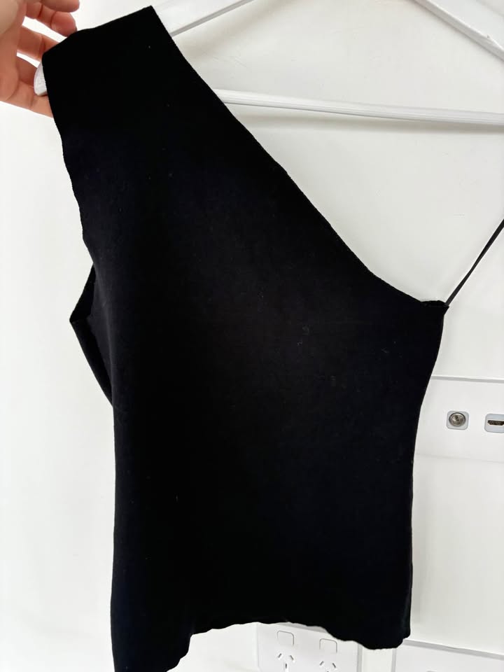 Witchery Top - size xs