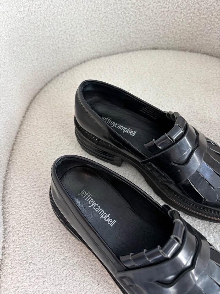 Jeffrey Campbell Loafer - size 35