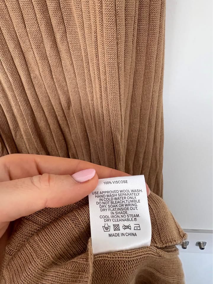 Viktoria and Woods Skirt - Size 2