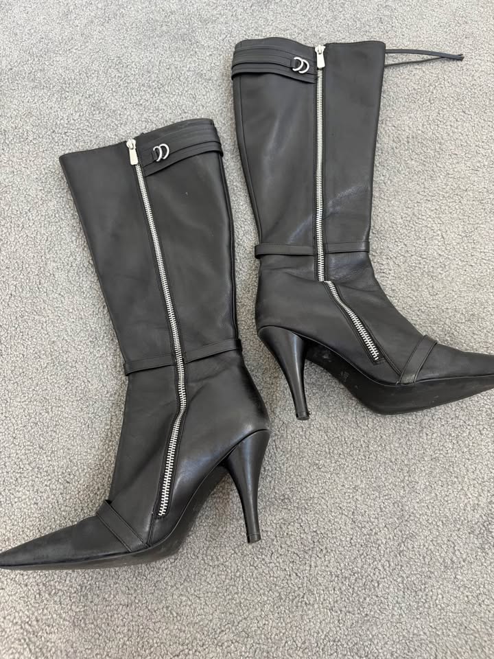 Wittner Black Leather Boots - Size 39