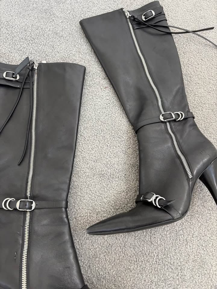 Wittner Black Leather Boots - Size 39