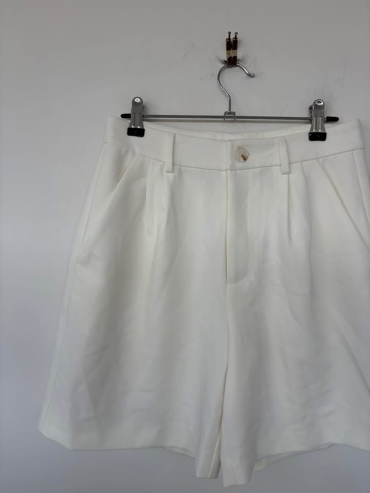 Bayse Shorts - Size Small