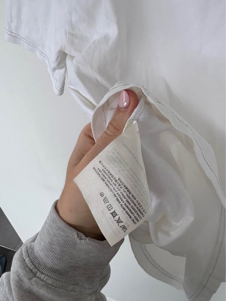 Acne Tee - size XXS