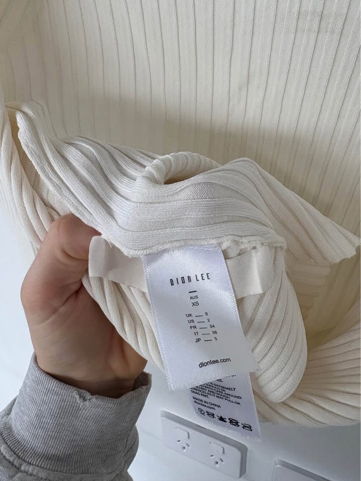 Dion Lee Twist Top - size XS