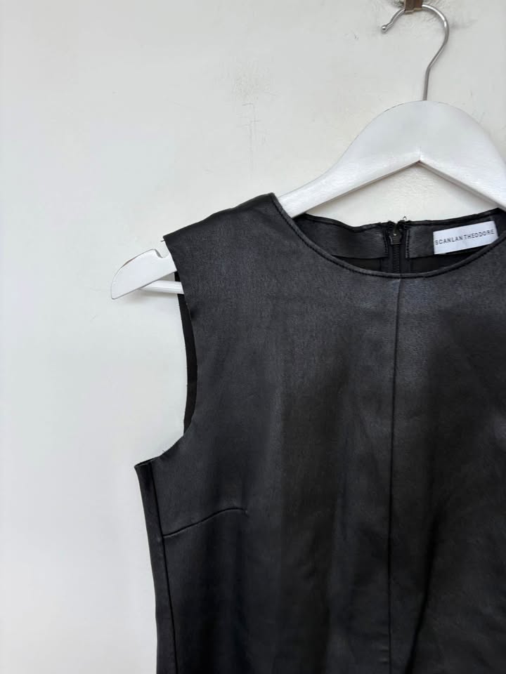 Scanlan Theodore Leather Top - size 10