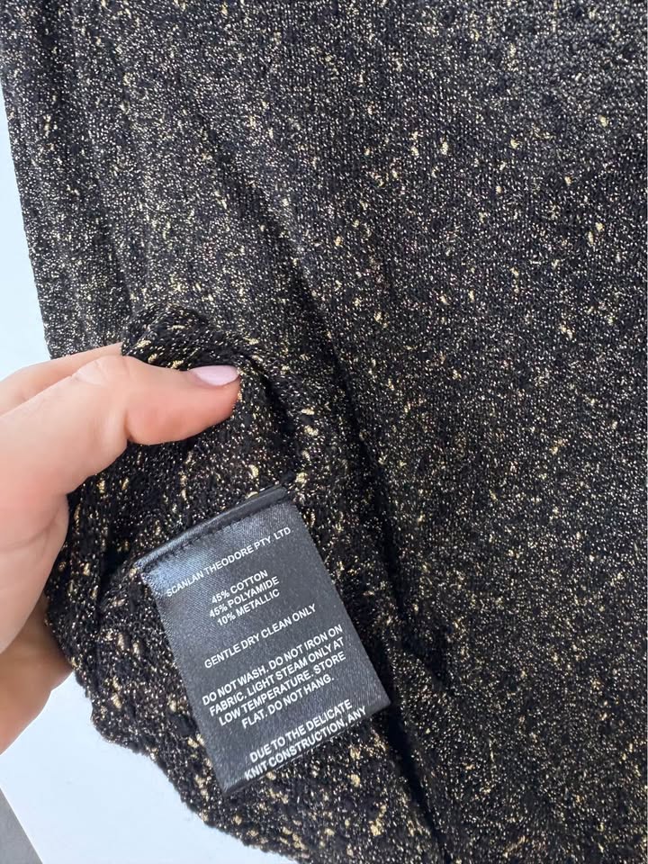 Scanlan Theodore Blouse - size small
