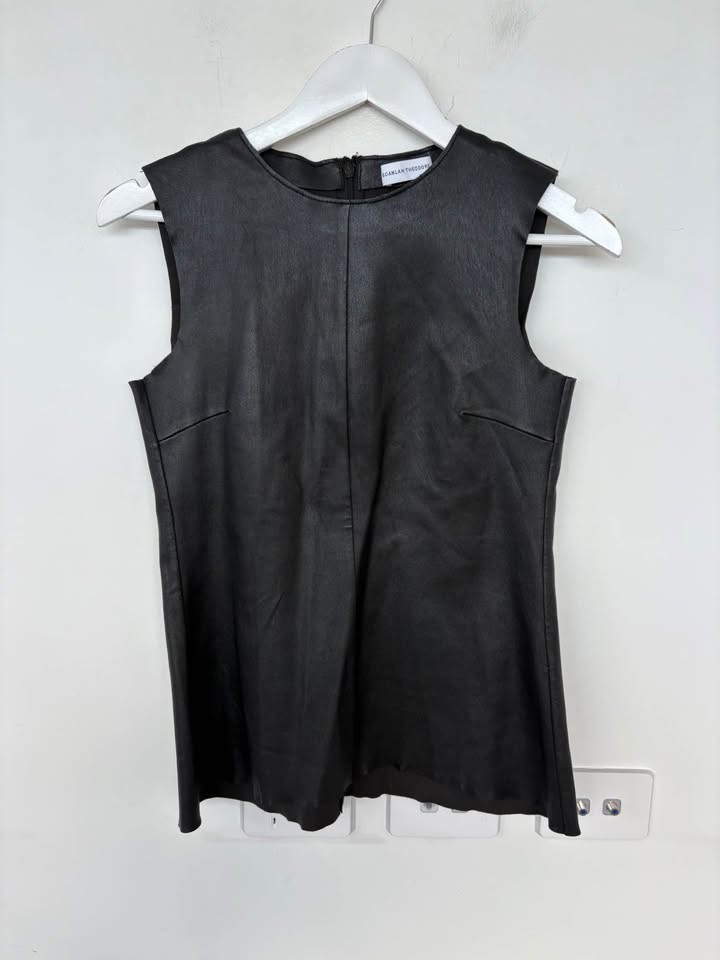 Scanlan Theodore Leather Top - size 10