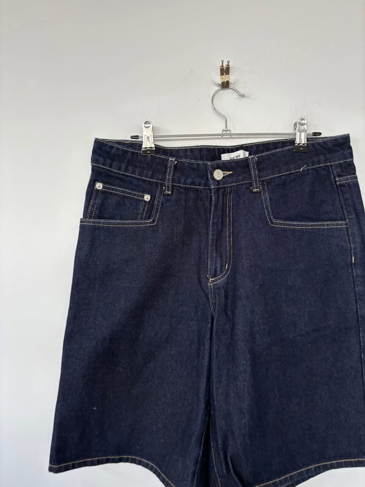 Rebe Denim shorts - size medium