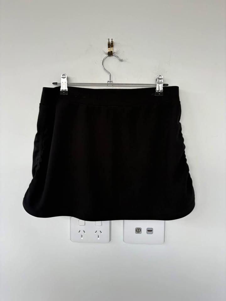 With harper Lu sample skirt - size small