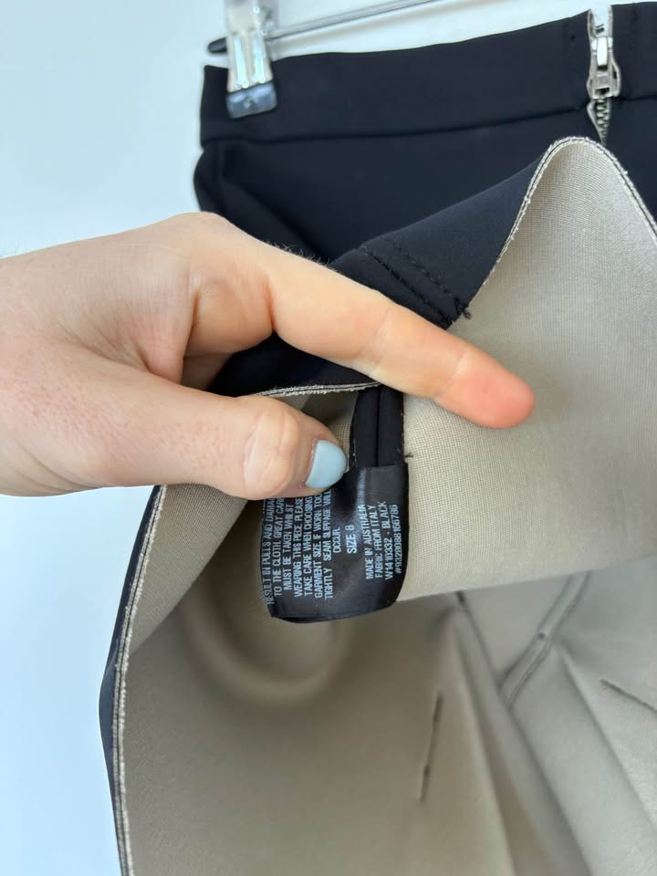 Scanlan Theodore Cargo Skirt - size 8