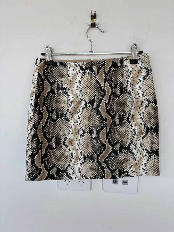 MOSSMAN Skirt - size 6 BNWT