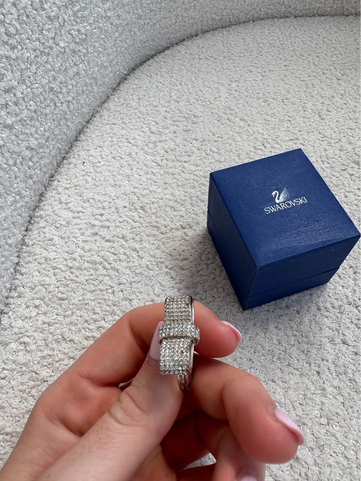 Swarovski Ring