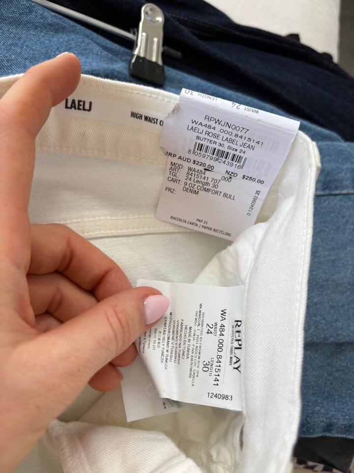 Relay Jeans - size 24 BNWT