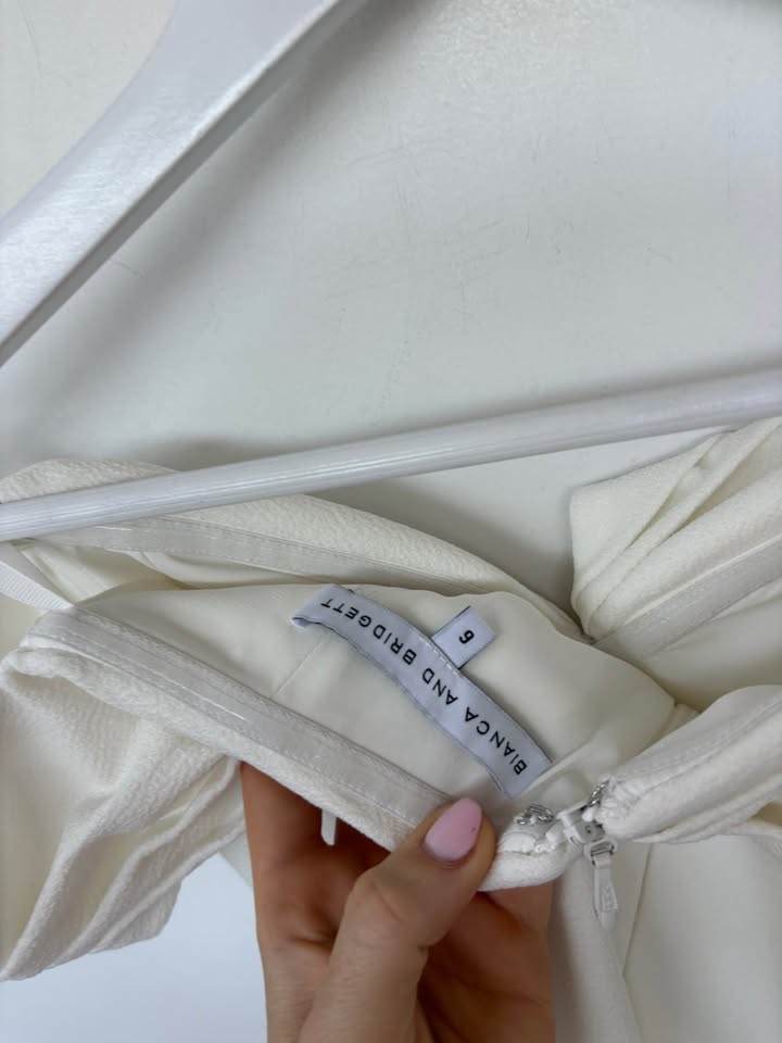Bianca & Bridgett Mini - size 6