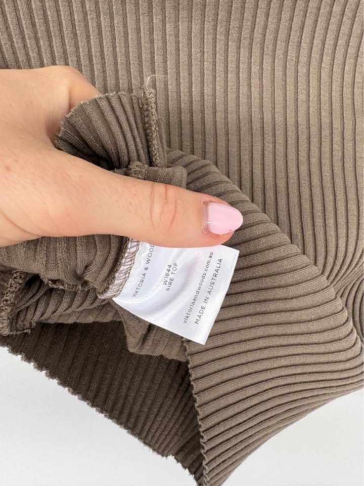 Viktoria and Woods Top - size 0