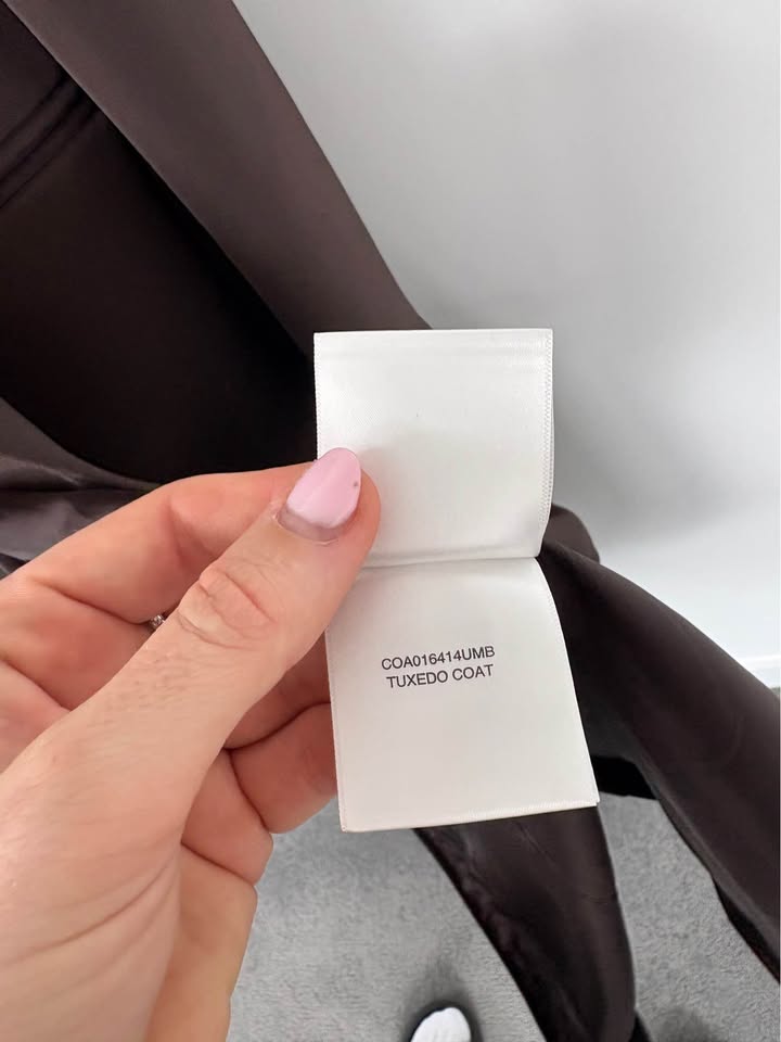 Harris Tapper Coat - size 8