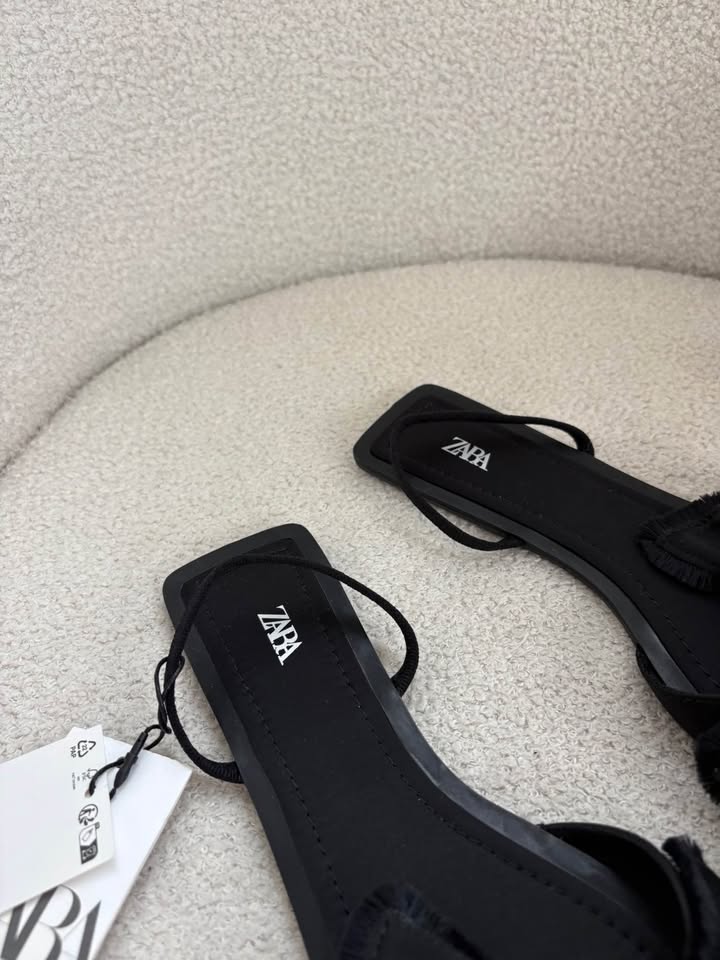 Zara Flats - size 38 BNWT