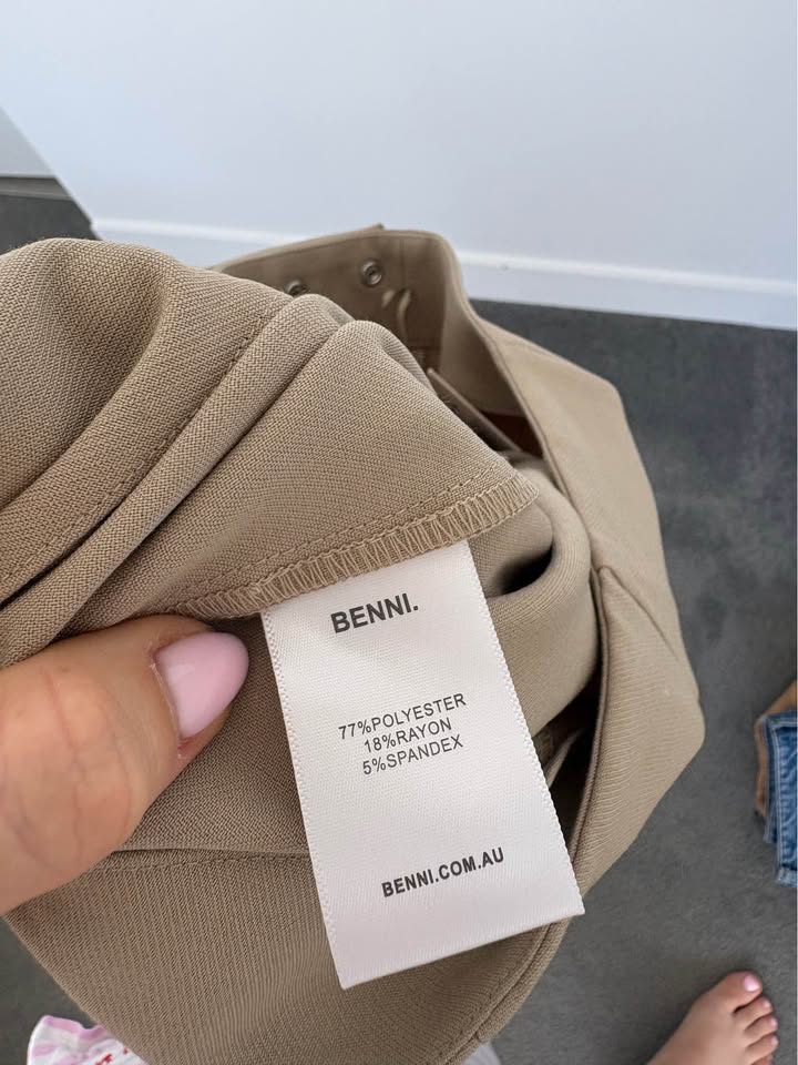 Benni Pants - size 6 BNWT