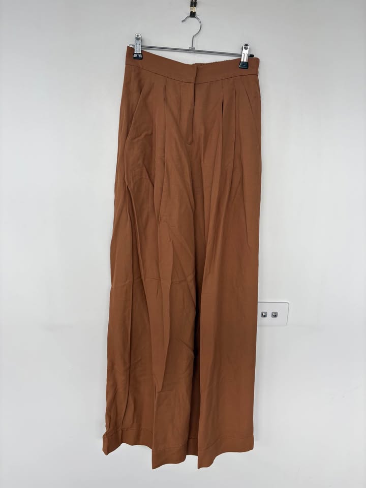 Scanlan Theodore Set - size 8/10