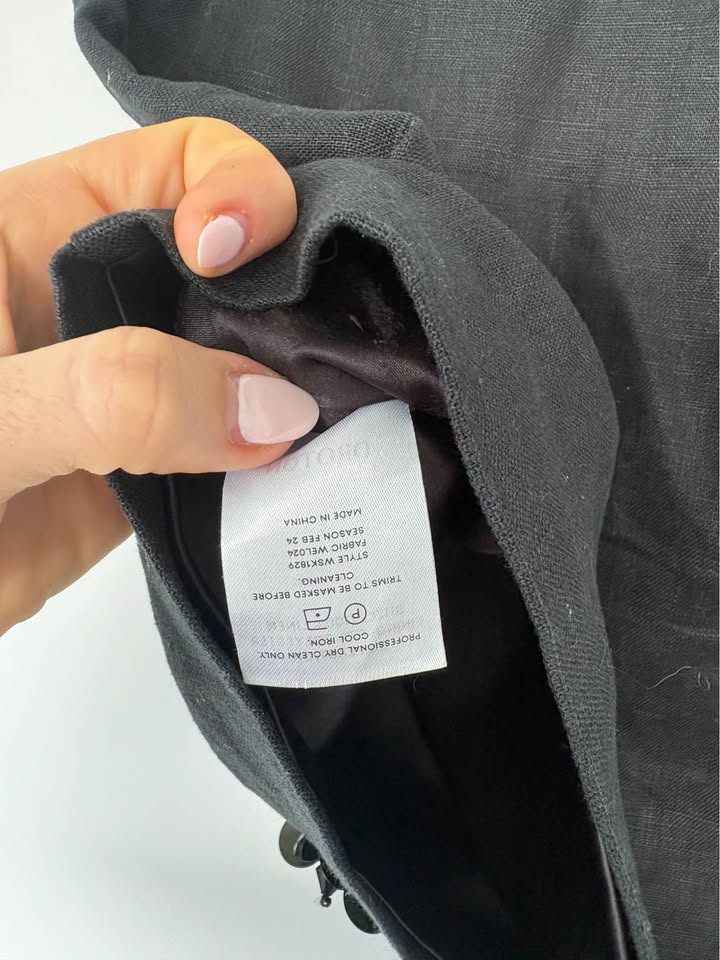 Oroton Skirt - size 6