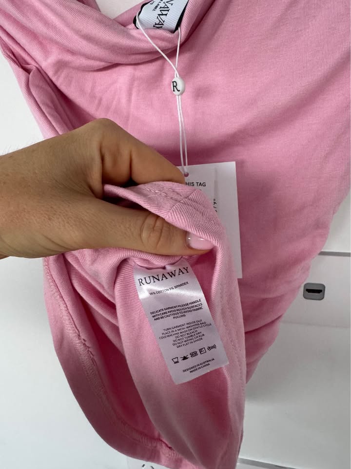 Runaway Top - size XS BNWT