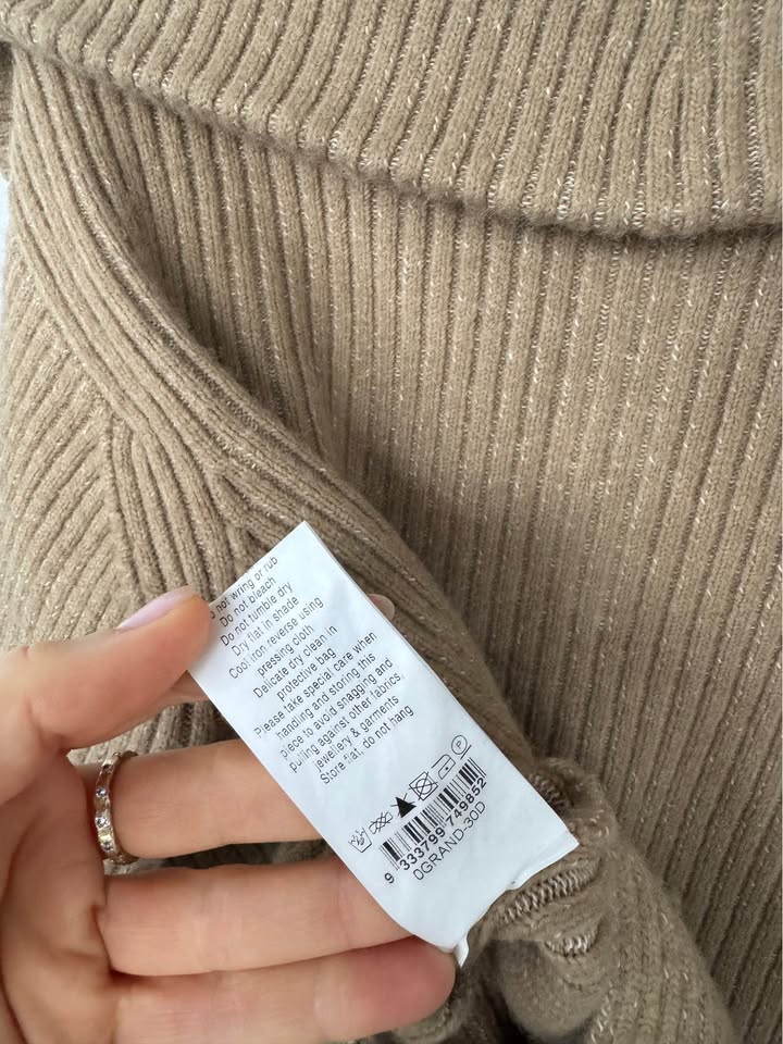 Camilla and Marc Knit Jumper - size small