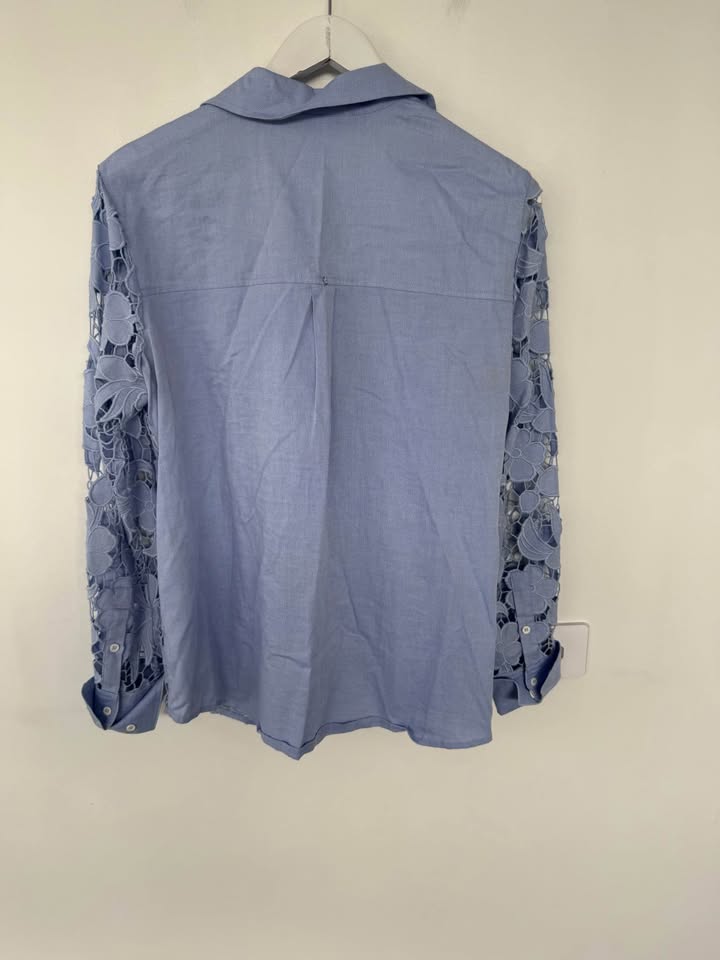 Sportsmax Shirt - size 10