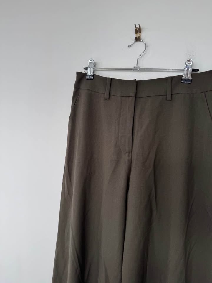 Anna Quan Pants - size 10