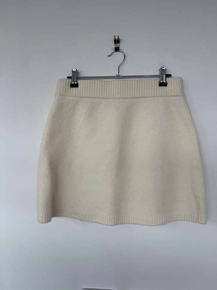 Witchery Skirt - size XS