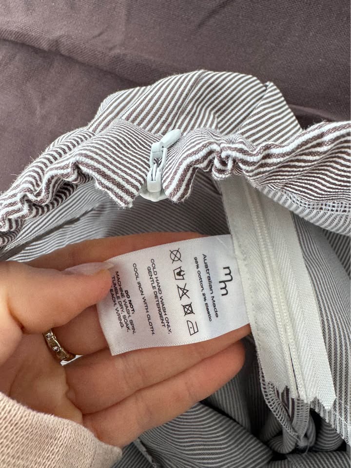 Mode Mischief Pants - size XS