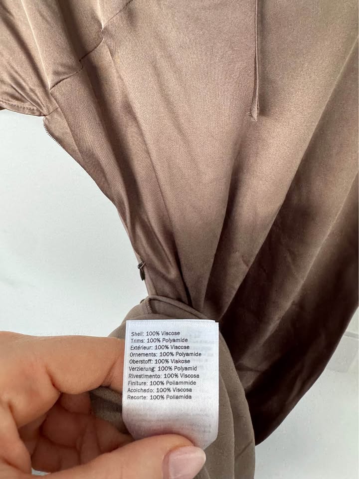 Second Female Dress - size medium