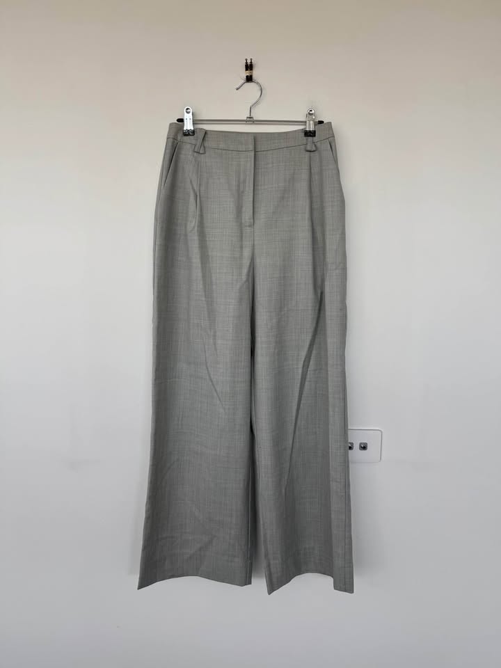 Sneaky Link Pants - size XS