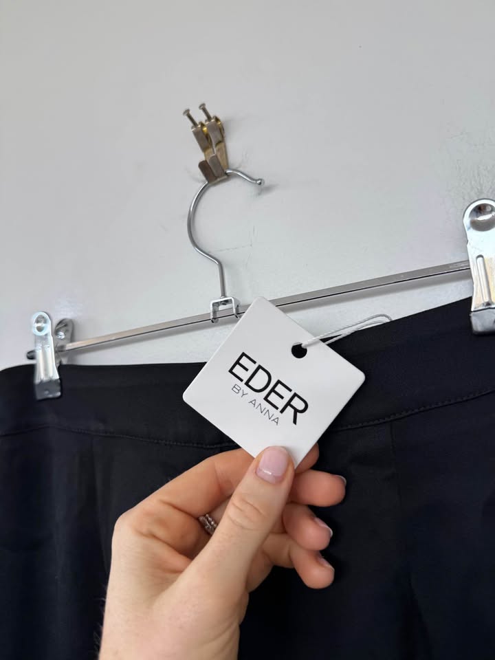 Eder Pants - size 8 BNWT
