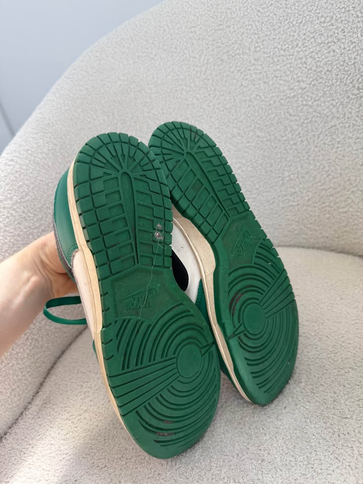 Nike Runners - size 40.5 Limited Edition