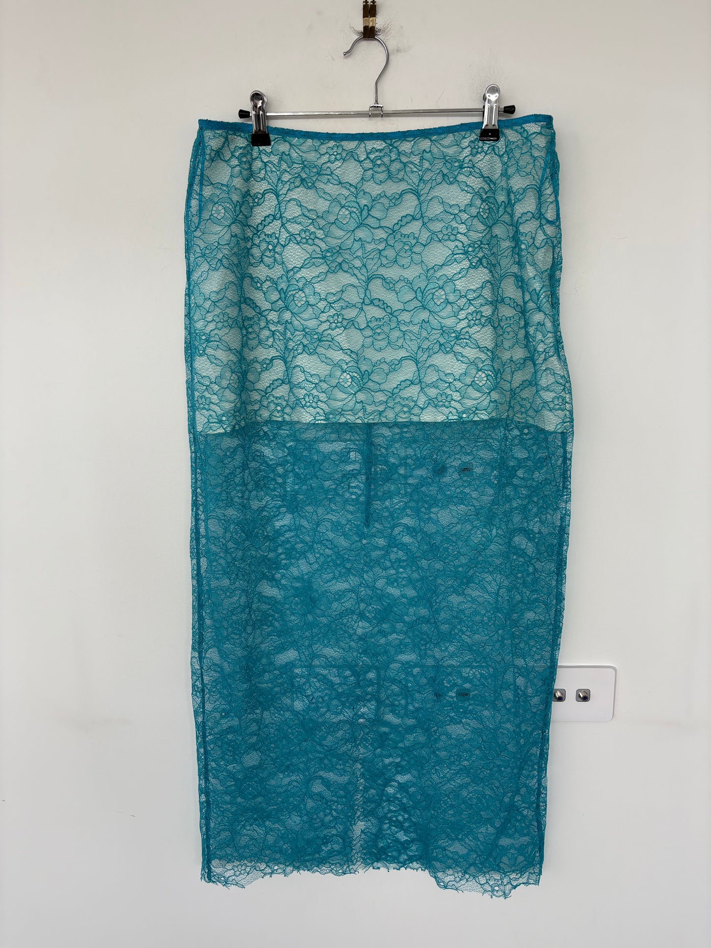 Anna Quan Lace Skirt - size 14
