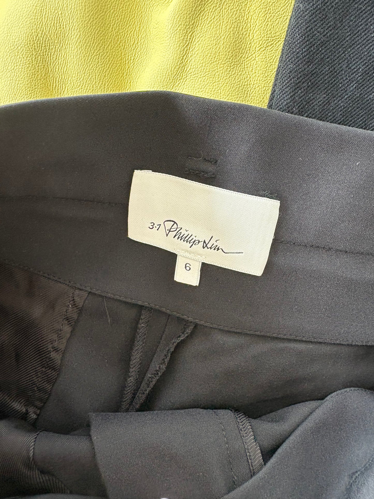 Phillip Lim Shorts - size 6 (aus 10)