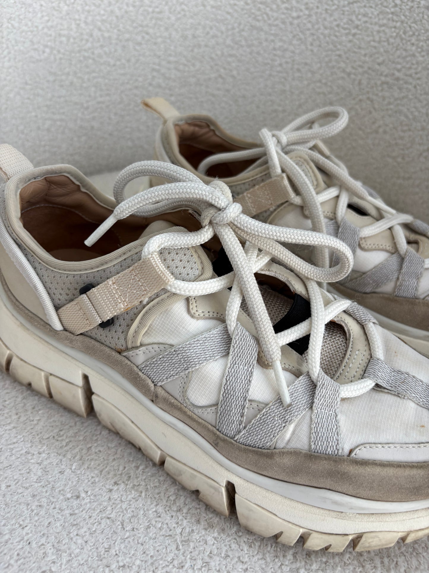 Chloe Runners - size 40