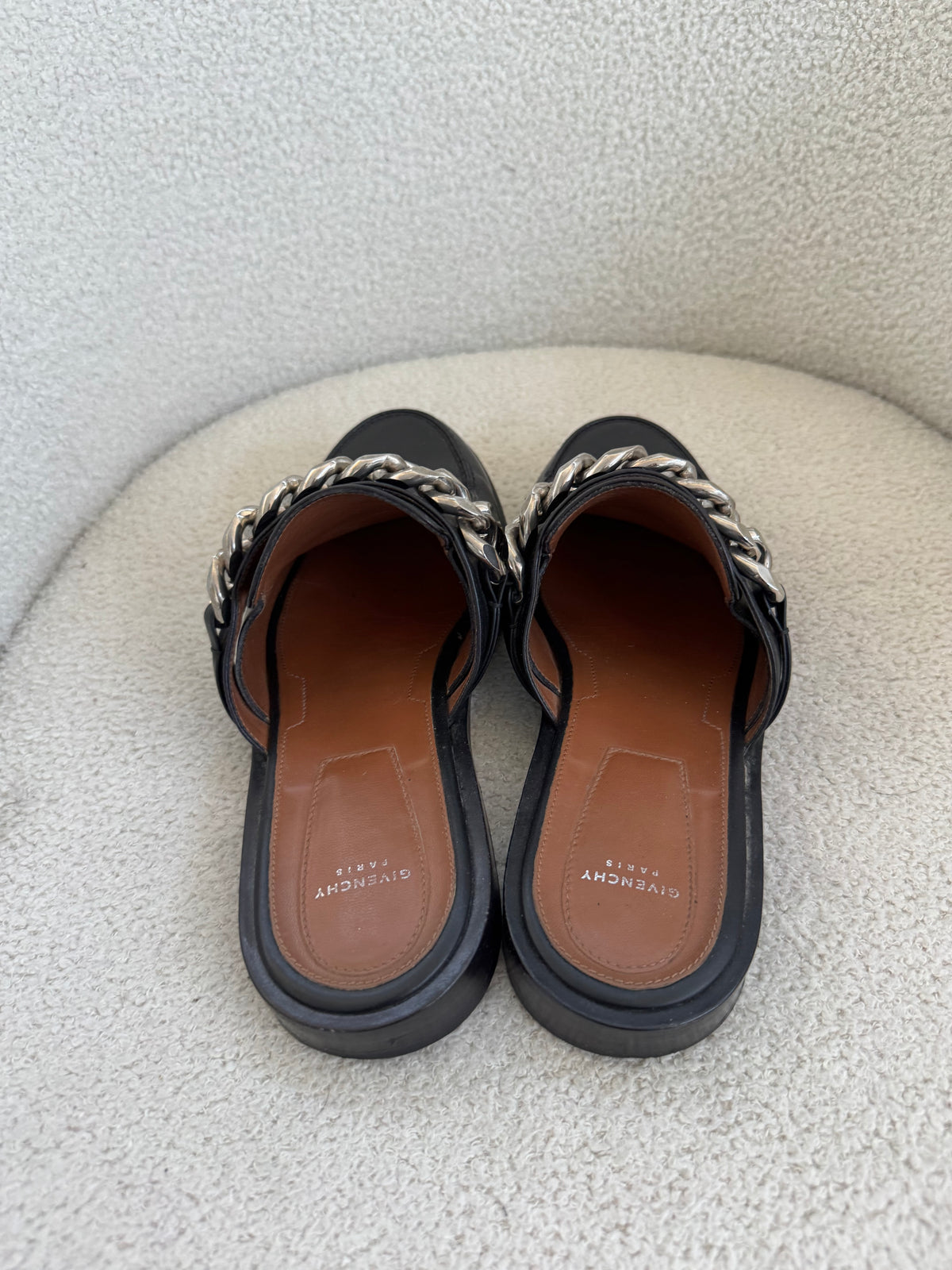 Givenchy Leather Loafer - size 40