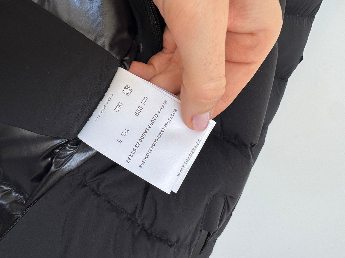 Moncler Black Puffer Jacket - Size TG 5 (14-16)