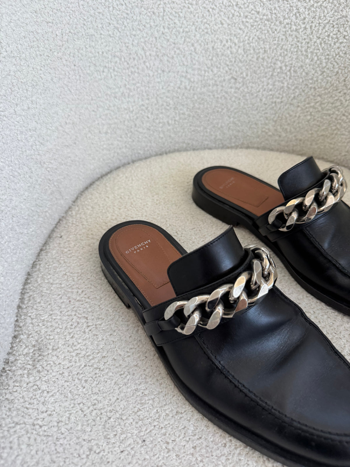 Givenchy Leather Loafer - size 40