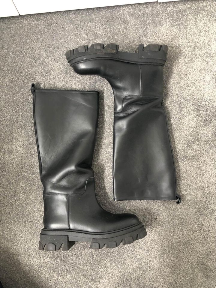 Gia x Pernille teisbaek boots - size 39 1/2