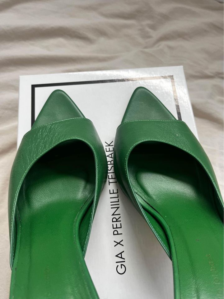 Gia x Pernille Green Heels - size 40