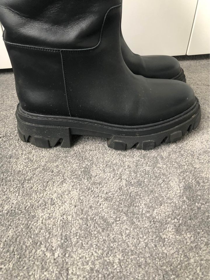 Gia x Pernille teisbaek boots - size 39 1/2