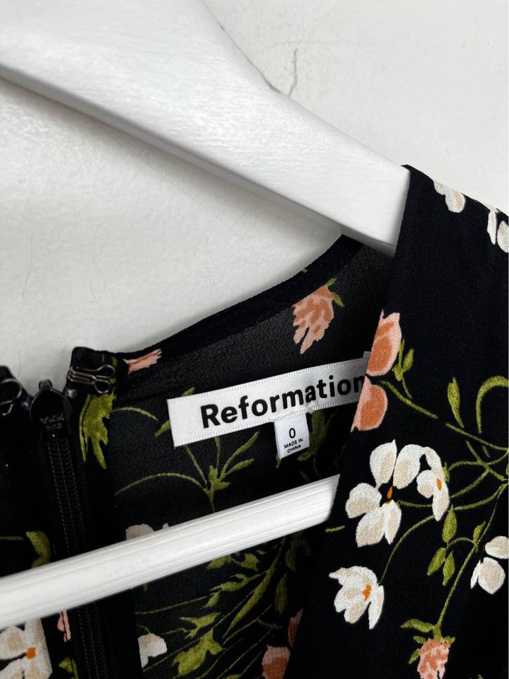 Reformation Floral Mini Dress - size 0