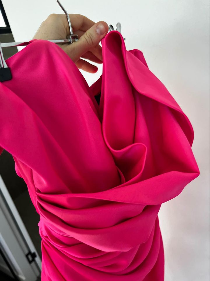 Helen O’Connor Hot Pink Dress - size 6