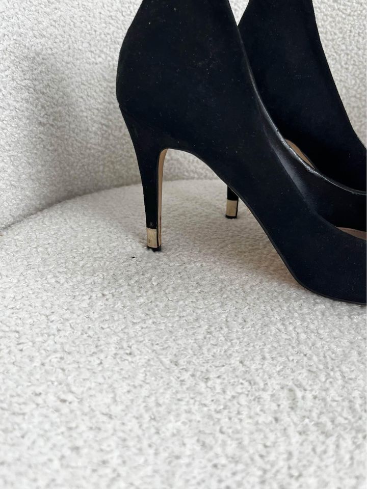 Carvela Black Suede Heels - size 40