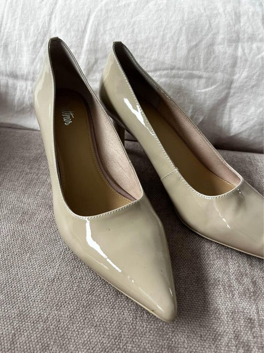 Wittner Leather Nude Heels - size 41