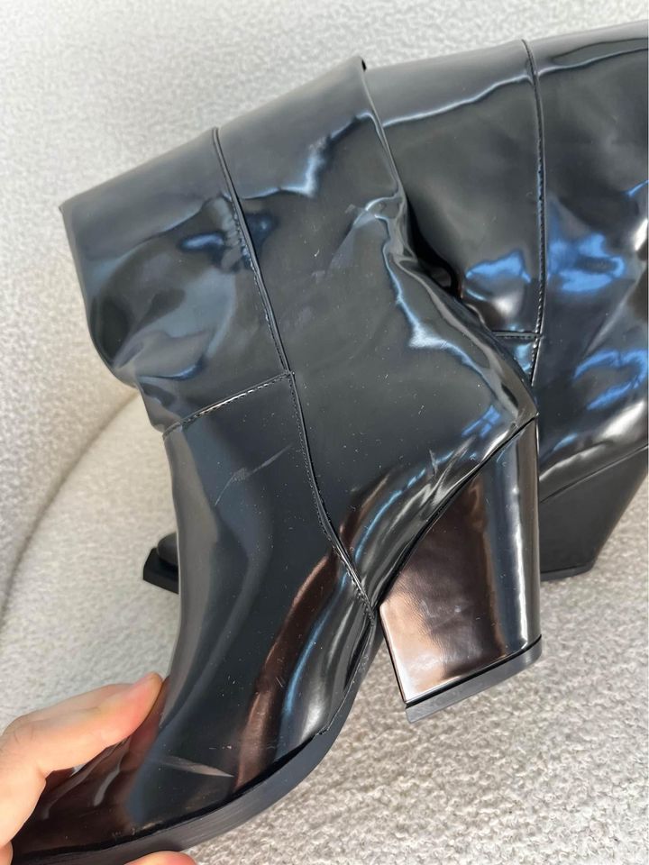 Rozalia x Billini Boots - size 9