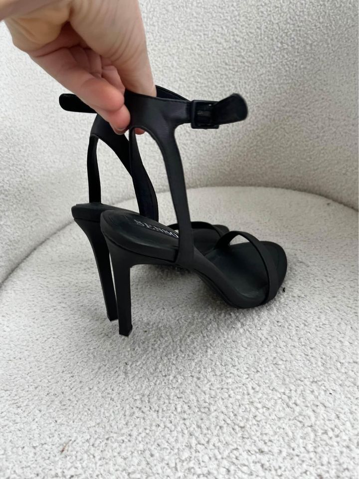 Senso Heels - Size 37